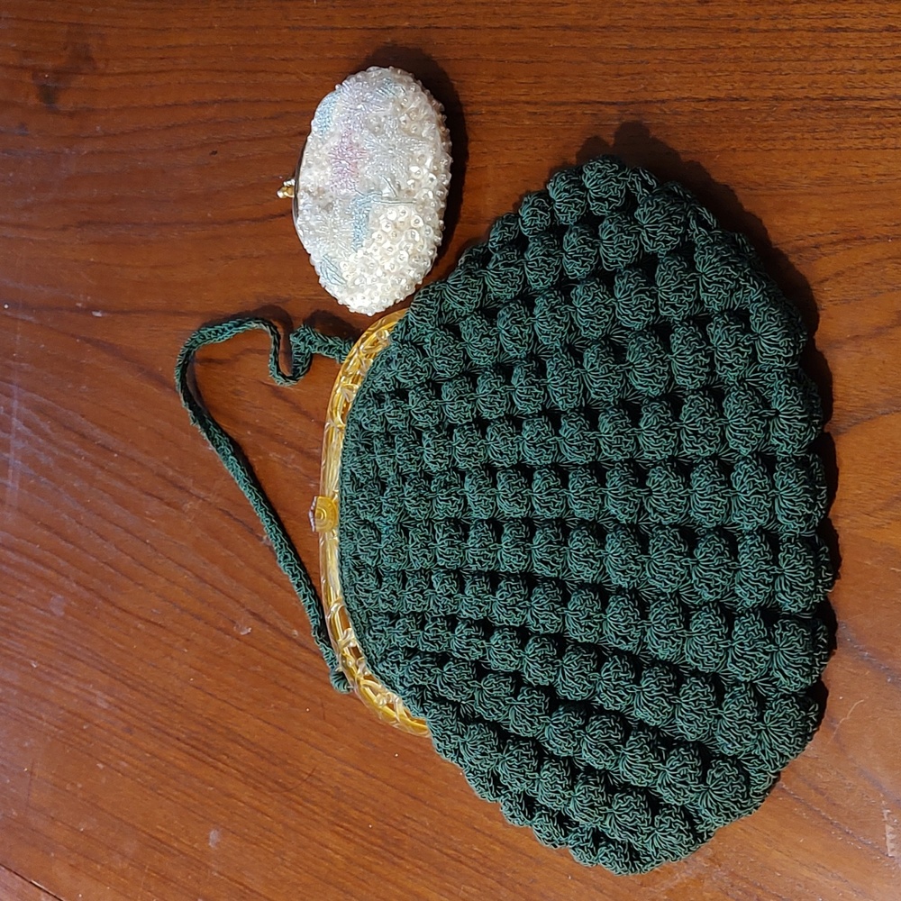 Vntg 1930's Crocheted Purse w/ Plastic frame COOLEST Latch & Beaded Change Pouch